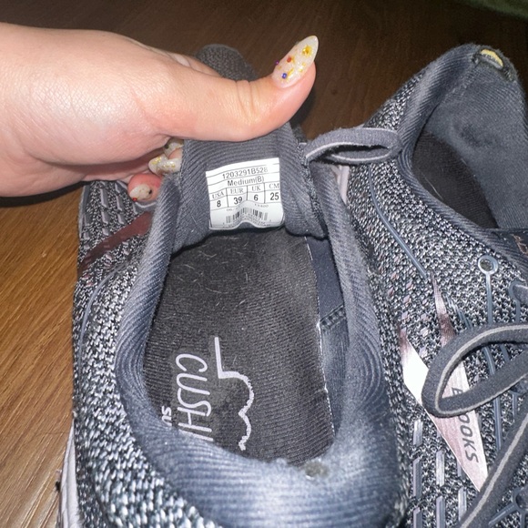 Brooks aderenaline - Picture 2 of 4